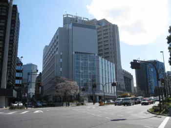 現在の赤坂警察署の写真