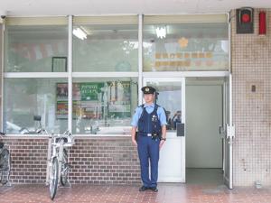 東中神駅前交番写真