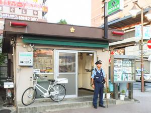 亀有駅北口交番写真