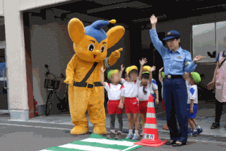 保育園児が来署した時の写真