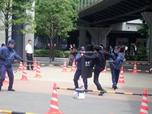 テロ対処対人訓練
