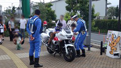 交通安全フェスタの写真