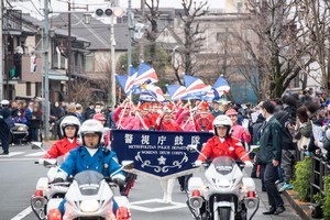 白バイ等のパレードの写真