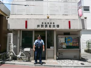 井荻駅前交番写真