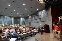 谷本一日署長の体操
