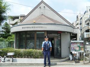 柳沢駅前交番写真