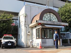 新木場駅前交番写真