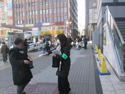チラシ配布