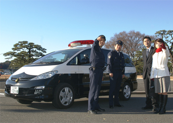 犯罪抑止対策活動車の写真