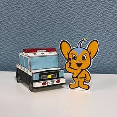 パトカーとピーポくん