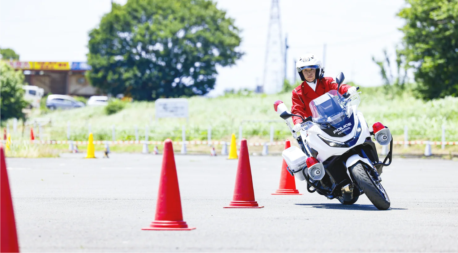 交通警察メイン画像