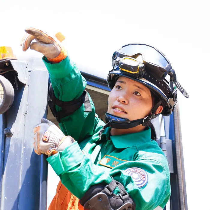 インタビュー職員画像