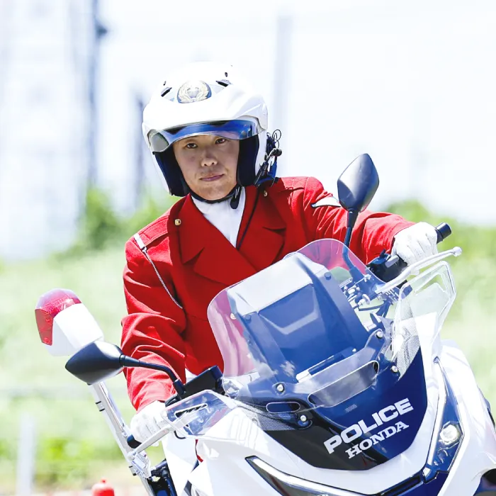 インタビュー職員画像