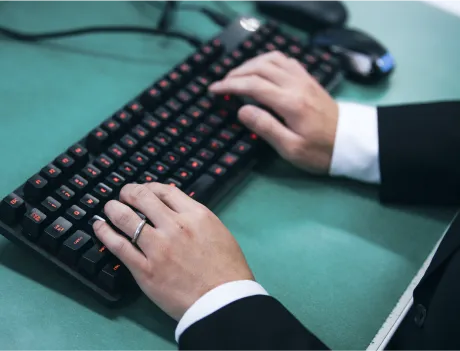 採用情報（特別捜査官）