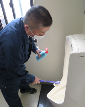 署内の清掃作業